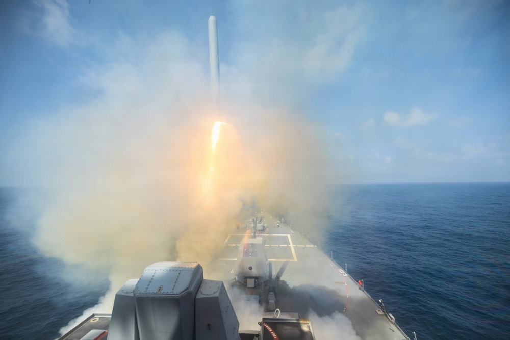 USS Spruance (DDG 111) fires a Tomahawk Land Attack Missile in support of Operation Epic Fury, February 28, 2026. (U.S. Navy / NAVCENT Public Affairs)
